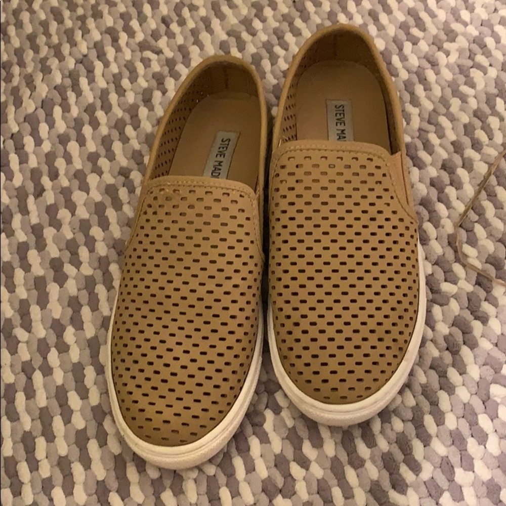 steve madden slip ons